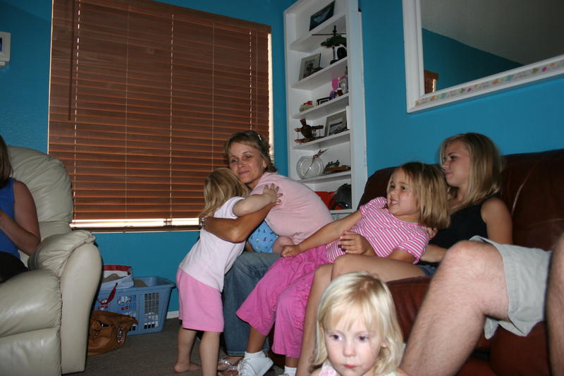 Ali hugs Aunt Pam